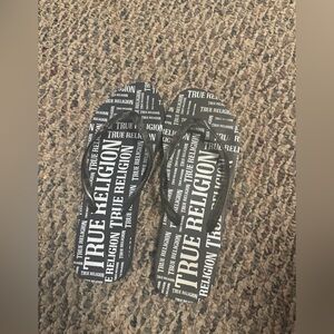 True Religion Women’s Black and White Flip Flops